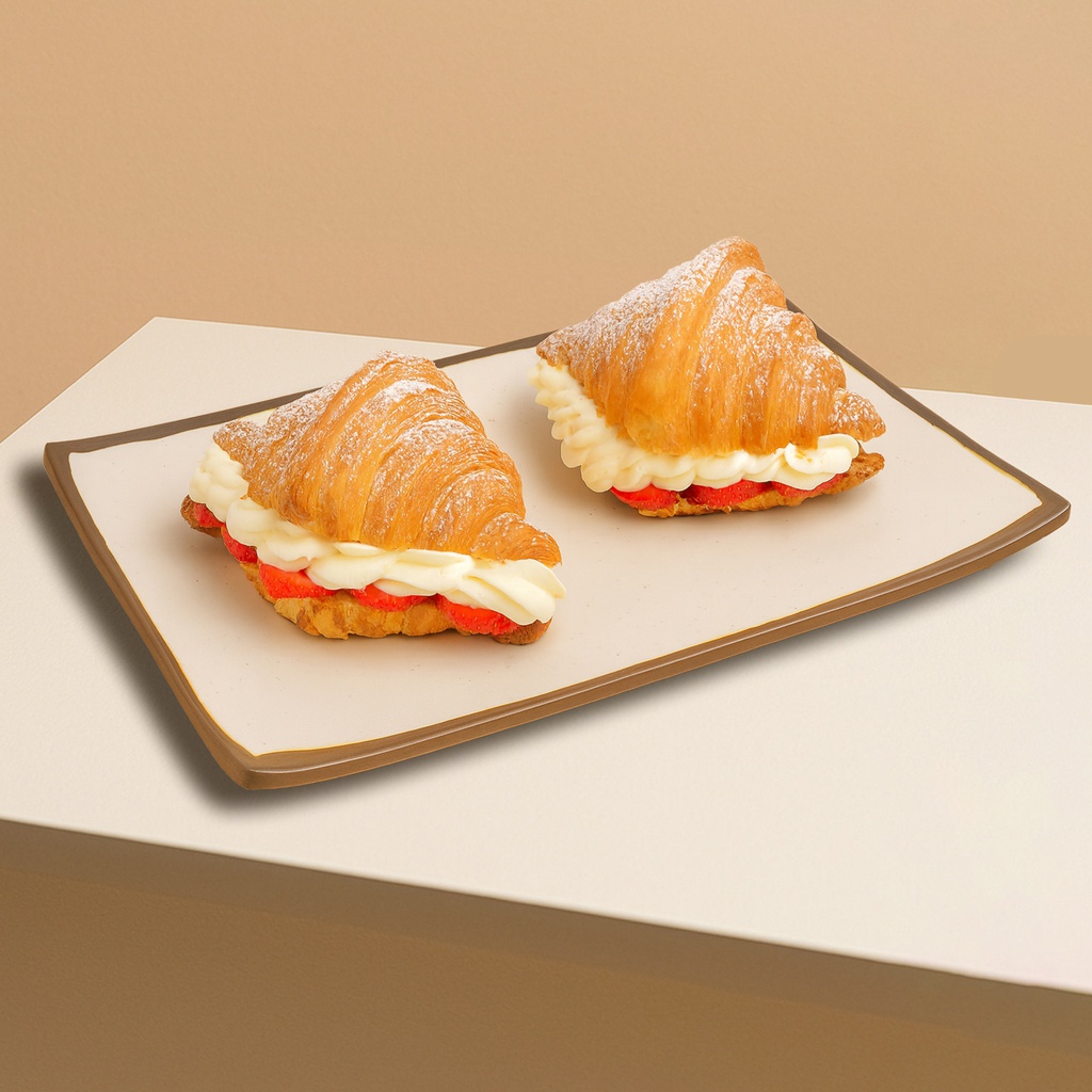 Strawberry croisant
