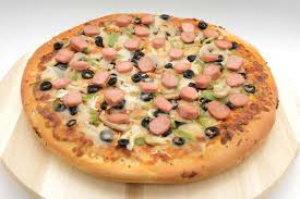 Large                        hot dog and Vegetables Pizza