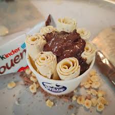 MIST ICE-CREAM / Kinder
